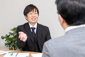 数値化した目標や行動計画で、やることを明確に。社内説明もサポート